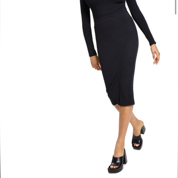 BAR III Black Bodycon Midi Skirt, NWT - Picture 2 of 11